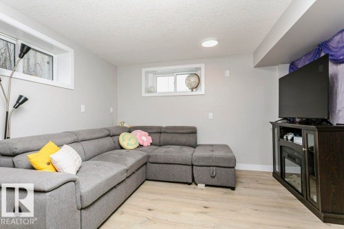 9020 152 Street, Edmonton, AB - Indoor Photo Showing Living Room