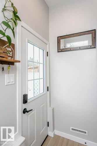 9020 152 Street, Edmonton, AB - Indoor Photo Showing Other Room