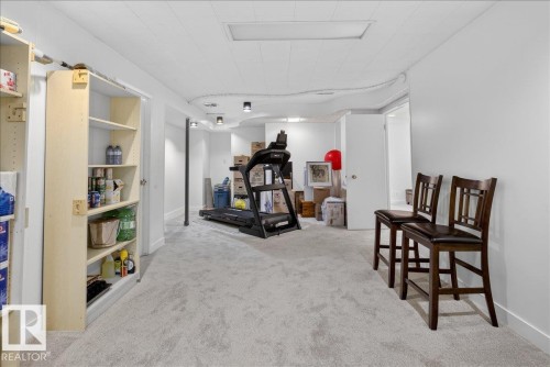 4107 111A Street, Edmonton, AB - Indoor