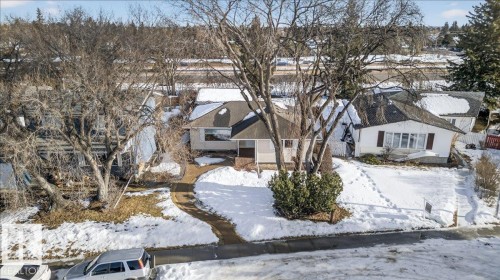 4107 111A Street, Edmonton, AB - Outdoor