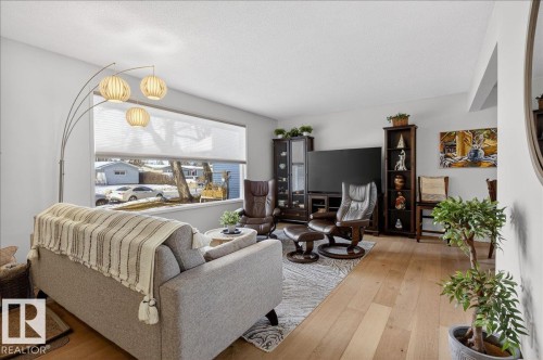 4107 111A Street, Edmonton, AB - Indoor Photo Showing Other Room