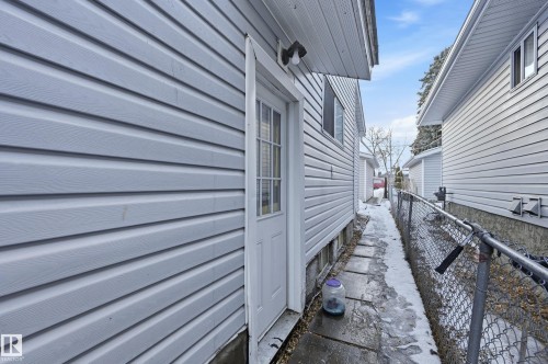 View of side of home - 10656 93 Street, Edmonton, AB - Outdoor