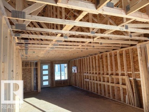 39 Elsinore Place, Edmonton, AB - Indoor Photo Showing Other Room