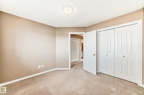 4 2419 133 Avenue, Edmonton, AB - Indoor Photo Showing Other Room