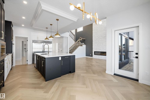 94 Chelles Wynd, St. Albert, AB - Indoor Photo Showing Kitchen With Upgraded Kitchen