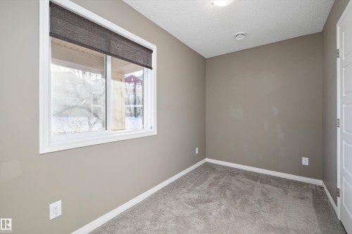 18 2072 Wonnacott Way, Edmonton, AB - Indoor Photo Showing Other Room