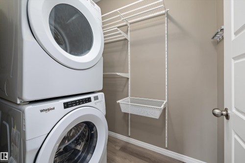 18 2072 Wonnacott Way, Edmonton, AB - Indoor Photo Showing Laundry Room