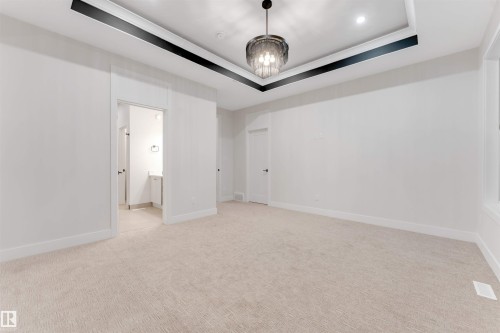 7663 Kimiwan Crescent, Edmonton, AB - Indoor Photo Showing Other Room