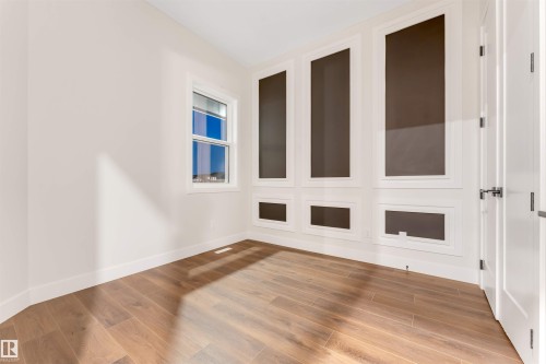 7663 Kimiwan Crescent, Edmonton, AB - Indoor Photo Showing Other Room