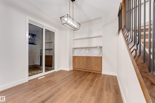 7663 Kimiwan Crescent, Edmonton, AB - Indoor Photo Showing Other Room