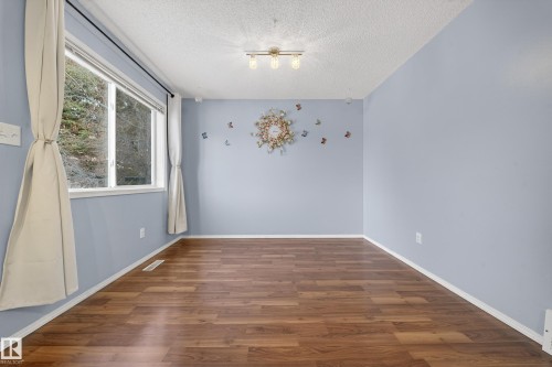 207 River Point(E), Edmonton, AB - Indoor Photo Showing Other Room