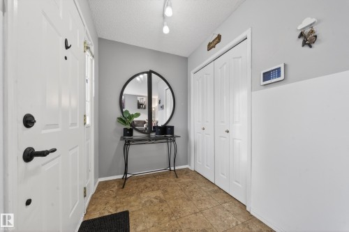 207 River Point(E), Edmonton, AB - Indoor Photo Showing Other Room