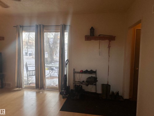 5128 52 Street, Barrhead, AB - Indoor