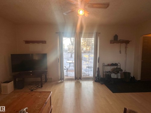 5128 52 Street, Barrhead, AB - Indoor