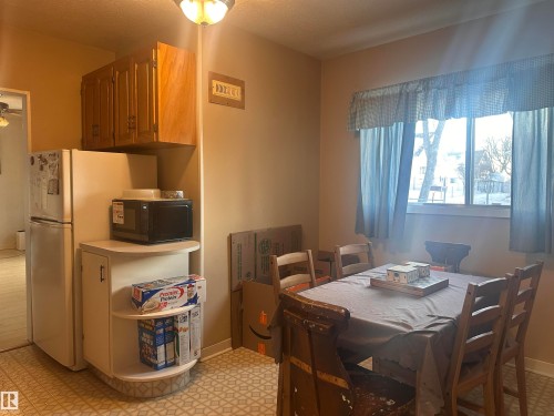 5128 52 Street, Barrhead, AB - Indoor Photo Showing Dining Room