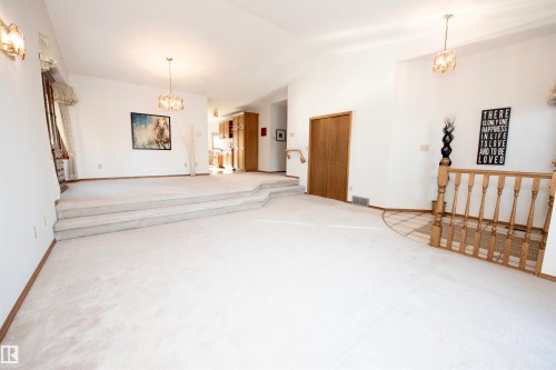 12A Invermere Place, St. Albert, AB - Indoor Photo Showing Other Room