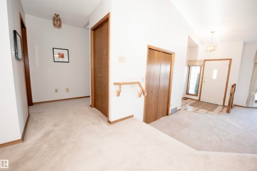 12A Invermere Place, St. Albert, AB - Indoor Photo Showing Other Room