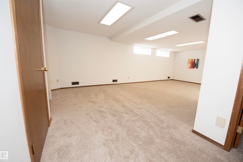 12A Invermere Place, St. Albert, AB - Indoor