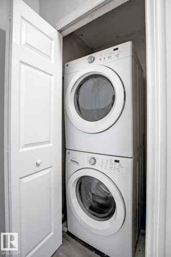 10682 61 Avenue, Edmonton, AB - Indoor Photo Showing Laundry Room