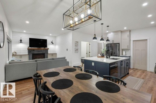 5094 Edgemont Boulevard, Edmonton, AB - Indoor