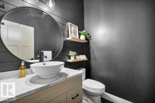 5094 Edgemont Boulevard, Edmonton, AB - Indoor Photo Showing Bathroom