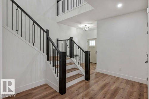 5094 Edgemont Boulevard, Edmonton, AB - Indoor Photo Showing Other Room