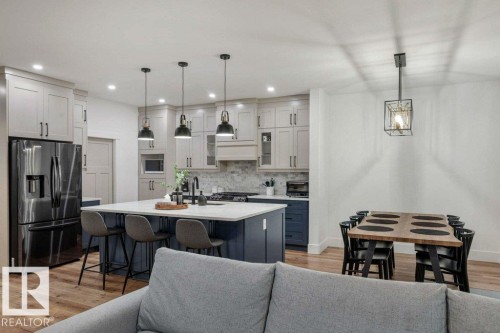 5094 Edgemont Boulevard, Edmonton, AB - Indoor