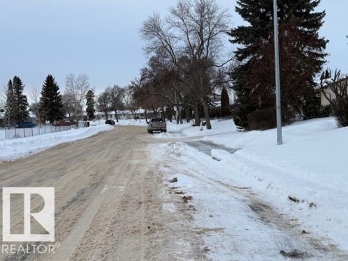 9128 129B Avenue, Edmonton, AB - Outdoor