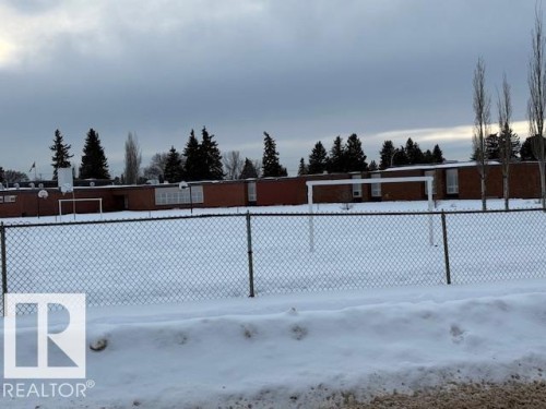 9128 129B Avenue, Edmonton, AB - Outdoor