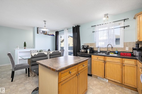 16304 43 Street, Edmonton, AB 