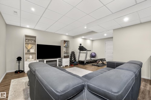 2 50 Edinburgh Crt, St. Albert, AB - Indoor