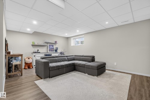 2 50 Edinburgh Crt, St. Albert, AB - Indoor Photo Showing Other Room