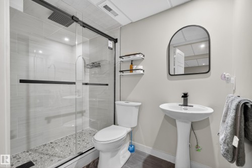 2 50 Edinburgh Crt, St. Albert, AB - Indoor Photo Showing Bathroom