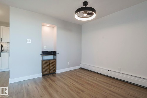 Dining area - 505 10149 Saskatchewan Drive, Edmonton, AB - Indoor