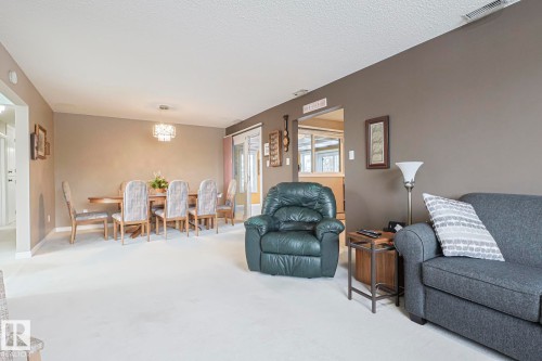 13304 70 Street, Edmonton, AB - Indoor Photo Showing Living Room