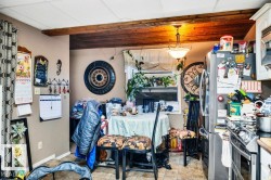 View of dining area - 