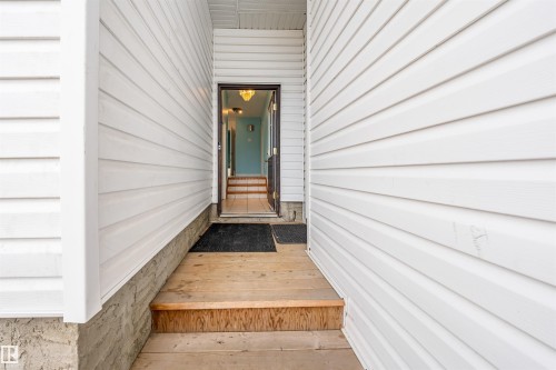View of exterior entry - 2831 36 Street, Edmonton, AB - Outdoor With Exterior