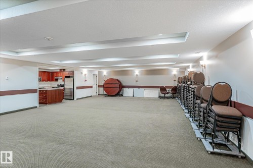 507 10142 111 Street, Edmonton, AB - Indoor
