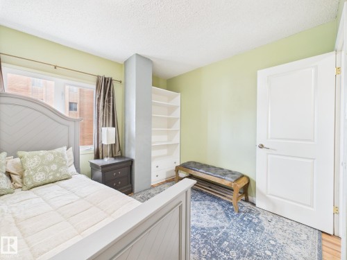 603 9909 110 Street, Edmonton, AB - Indoor Photo Showing Bedroom