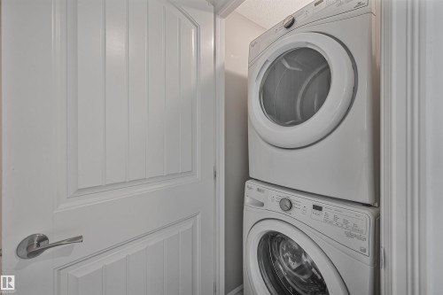 3 2215 24 Street, Edmonton, AB - Indoor Photo Showing Laundry Room