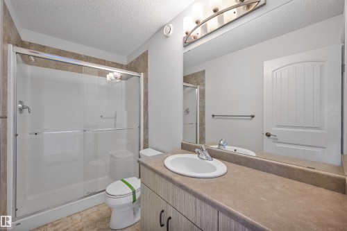 3 2215 24 Street, Edmonton, AB - Indoor Photo Showing Bathroom