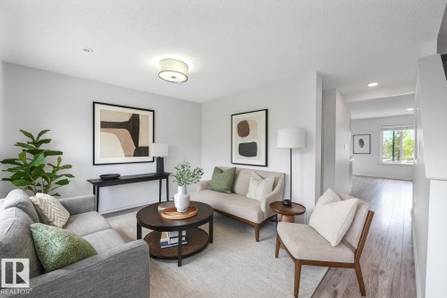 3 2215 24 Street, Edmonton, AB - Indoor Photo Showing Living Room