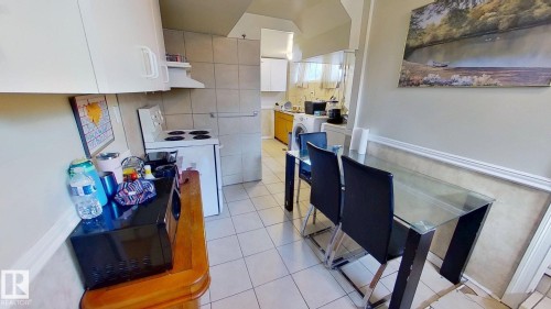 9216 130 Avenue, Edmonton, AB - Indoor