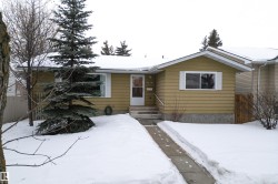 9718 150 Street  Edmonton, AB T5P 1N4