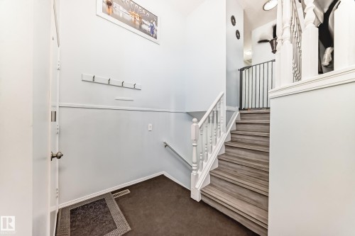 Stairway featuring baseboards - 6 Jefferson Road, Edmonton, AB 