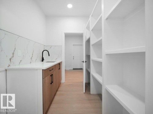 806 Elderberry Crest, Edmonton, AB - Indoor