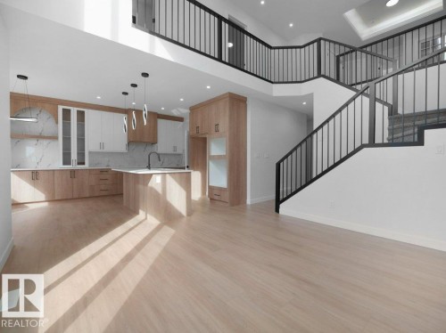806 Elderberry Crest, Edmonton, AB - Indoor Photo Showing Kitchen
