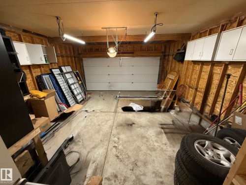 3811 Mclean Close, Edmonton, AB - Indoor Photo Showing Garage