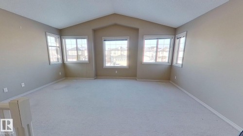 3811 Mclean Close, Edmonton, AB - Indoor Photo Showing Other Room