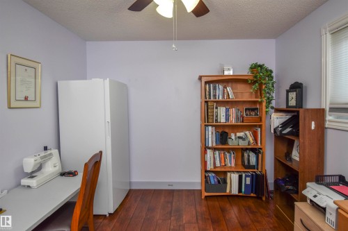 4042 37A Avenue, Edmonton, AB - Indoor Photo Showing Office
